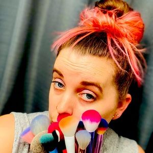 Meet your Posher, Heidi